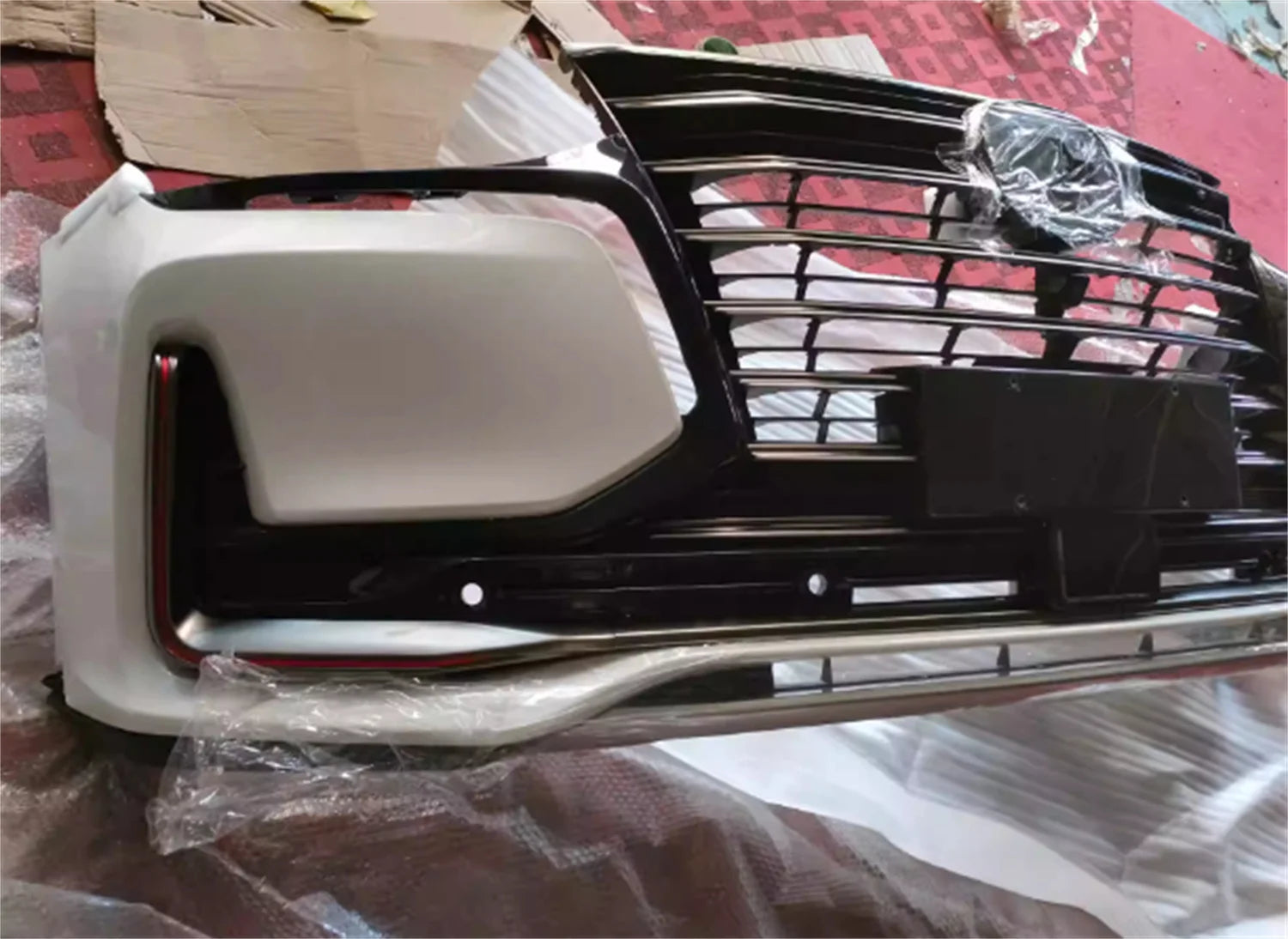 Car Body Kit Front Rear Bumper Surround for Changan CS95 Radiator Grille